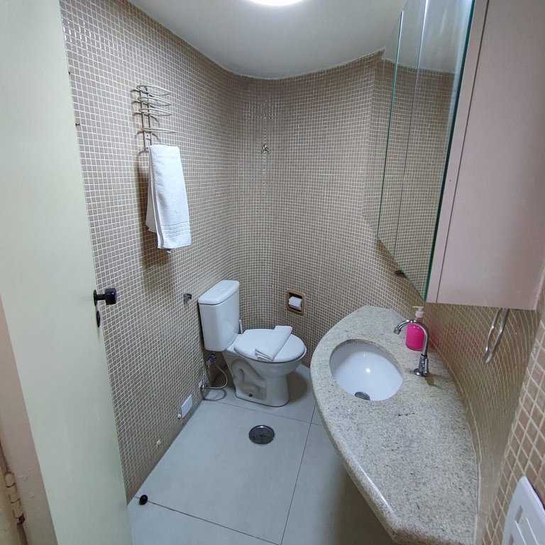 Apartamento Alucinante, Liberdade , Hakka e Hosp